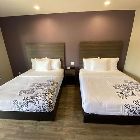 ชัวร์สเตย์ พลัส โฮเทล บาย เบสต์ เวสเทิร์น อดา Hotel Ada ภายนอก รูปภาพ
